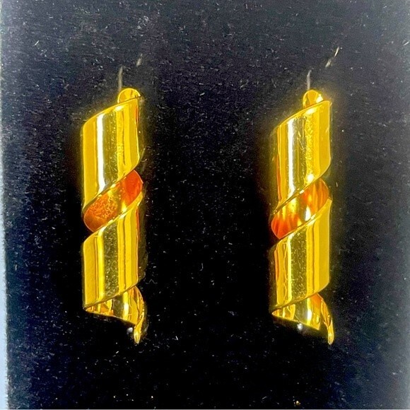 Gold spiral swirl post back drop earrings - Picture 1 of 2